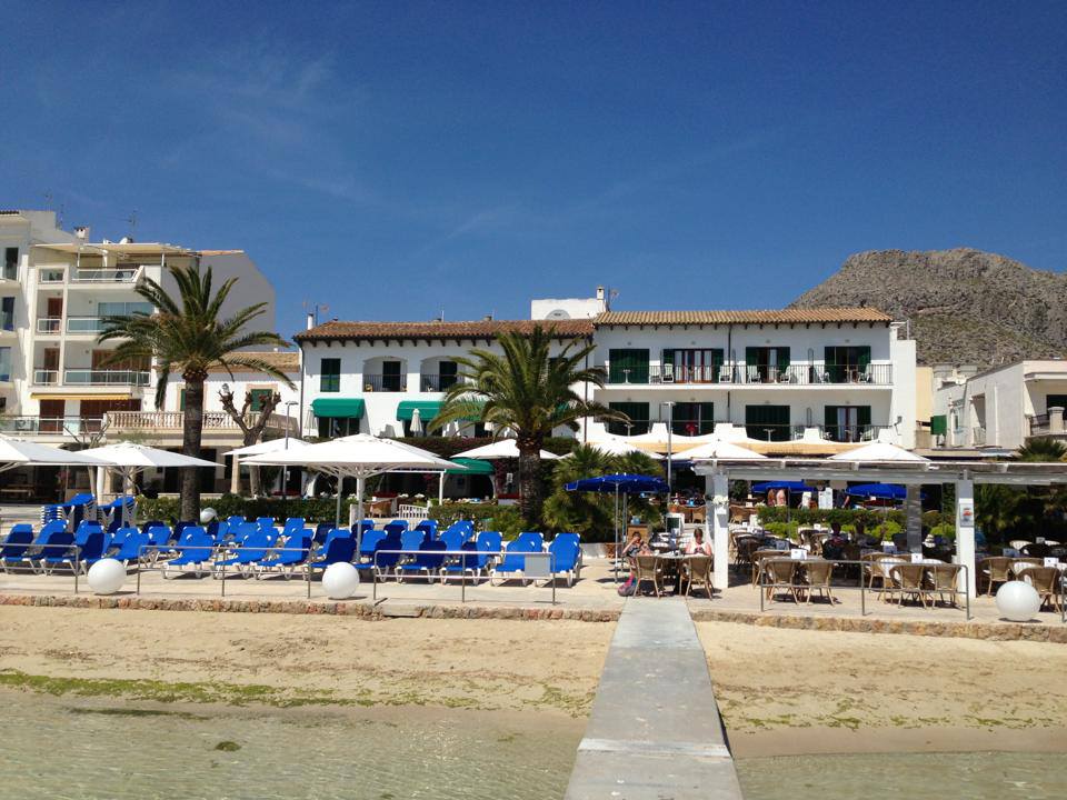 Hotel Sis Pins Hotel Sis Pins - Beach Hotel